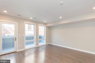 1705 Bainbridge St in Philadelphia, PA - Building Photo - Building Photo