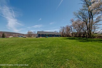 151 Sandy Banks Rd in Carbondale, PA - Building Photo - Building Photo