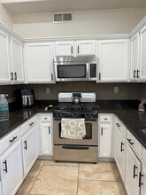 7712 Bartlett Landing Court in El Paso, TX - Building Photo - Building Photo