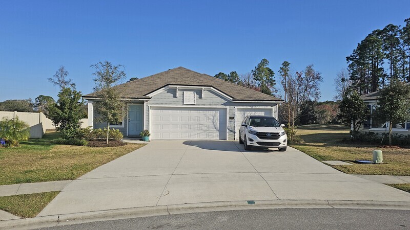 299 Jarama Cir in St. Augustine, FL - Building Photo