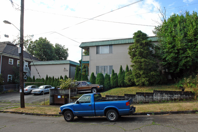 1328-1346 SE Boise St in Portland, OR - Building Photo - Building Photo