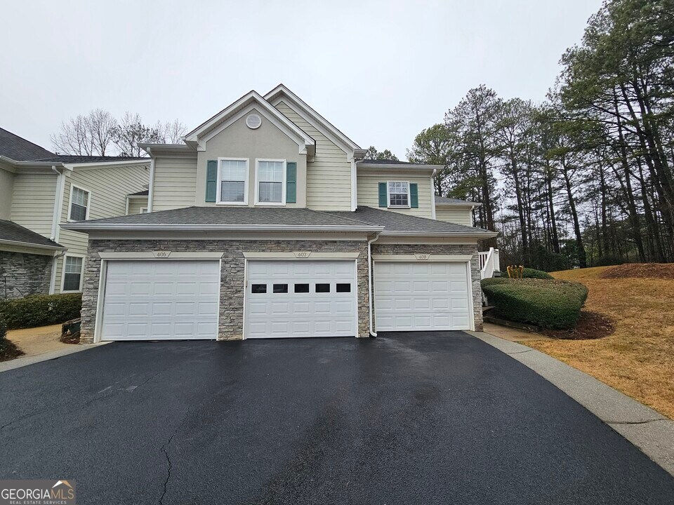 407 Peachtree Club Dr in Peachtree City, GA - Building Photo