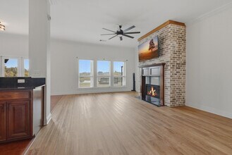 39405 Oceanview Ave in Prairieville, LA - Building Photo - Building Photo