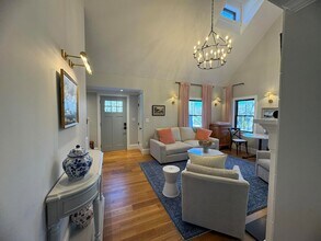 21 Oak Ln in Barnstable, MA - Building Photo - Building Photo