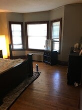 2600 Emerson Ave S in Minneapolis, MN - Building Photo - Building Photo