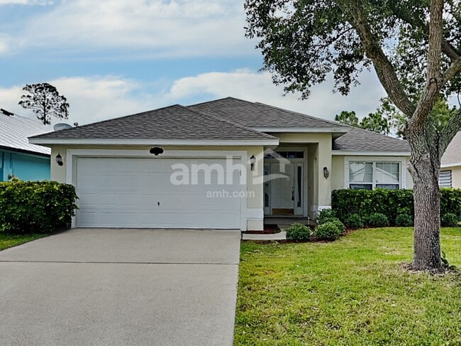 property at 875 Sedgewood Cir