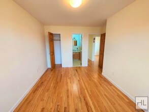 69-22 Caldwell Ave-Unit -2 in Queens, NY - Building Photo - Building Photo