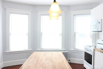 64 Brownell St in New Haven, CT - Building Photo - Building Photo