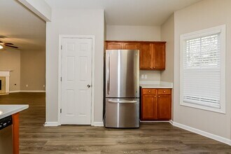 512 Anglewood Trace in Stockbridge, GA - Foto de edificio - Building Photo