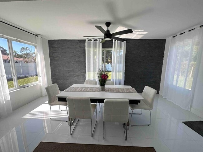 21230 NE 24th Ct in Miami, FL - Building Photo - Building Photo