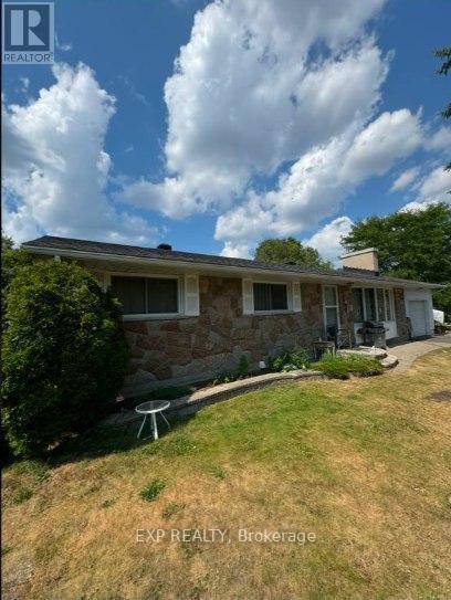 property at 40 Cherrywood Dr