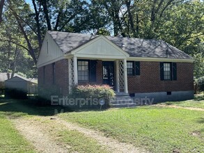 792 St Nick Dr in Memphis, TN - Building Photo - Building Photo