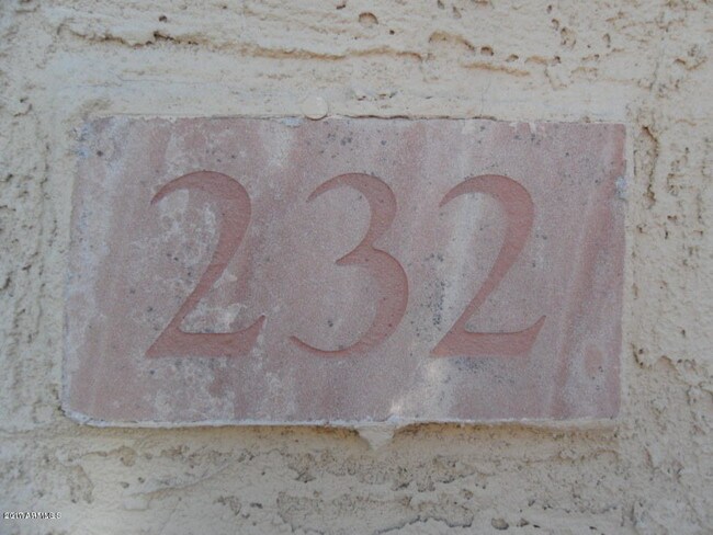 805 S Sycamore-Unit -232 in Mesa, AZ - Foto de edificio - Building Photo