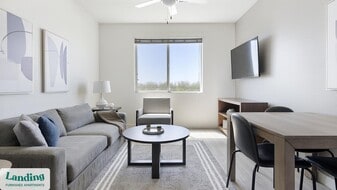 10000 W Missouri Ave in Glendale, AZ - Building Photo