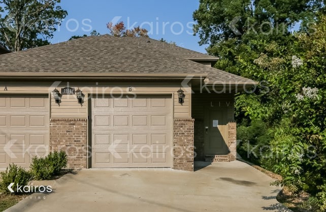 property at 1914 Perry St