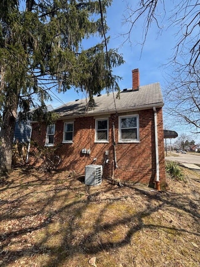 5550 South Blvd in Maple Heights, OH - Building Photo - Building Photo