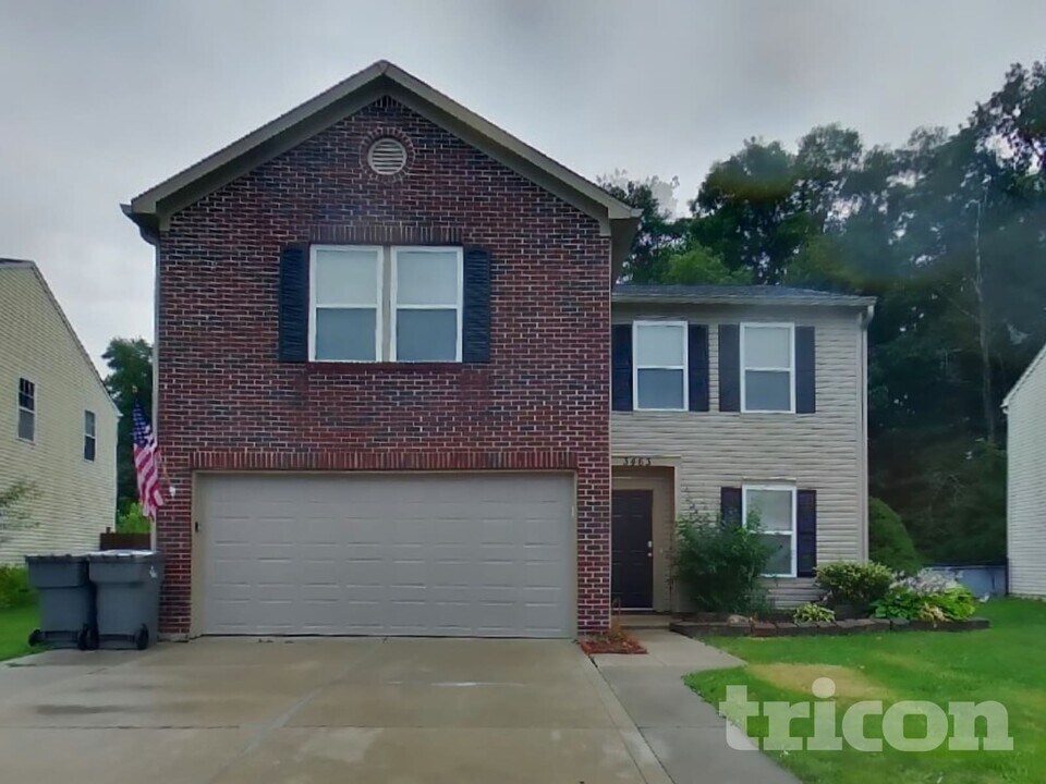 3463 Capsella Ln in Indianapolis, IN - Foto de edificio