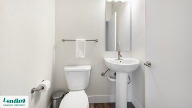 1291 S Ulster St, Unit 1301-515 in Denver, CO - Building Photo - Building Photo