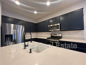 1708 S 82nd Way in Mesa, AZ - Building Photo - Building Photo