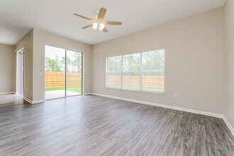 765 Paris Dr in Kissimmee, FL - Building Photo - Building Photo