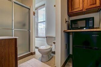 106 S Main St-Unit -Suite 203 in Alburtis, PA - Building Photo - Building Photo