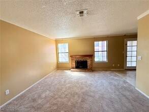 5576 W Rochelle Ave., Unit 38B in Las Vegas, NV - Building Photo - Building Photo