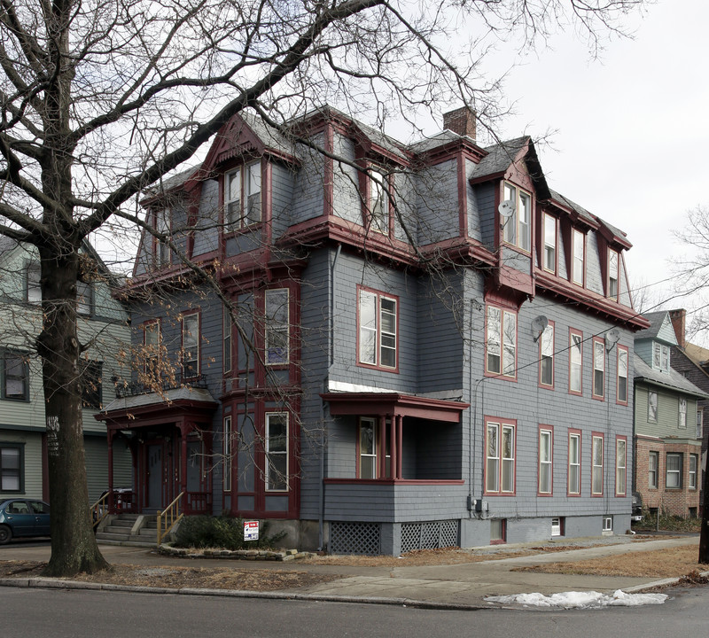 14 Parade St in Providence, RI - Foto de edificio