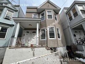 166 Wilkinson Ave in Jersey City, NJ - Building Photo