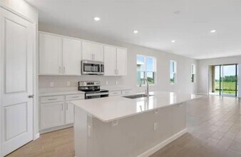 3340 Chicory Ct in Haines City, FL - Building Photo - Building Photo
