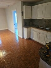 5840 Whippoorwill Dr in Tampa, FL - Building Photo - Building Photo