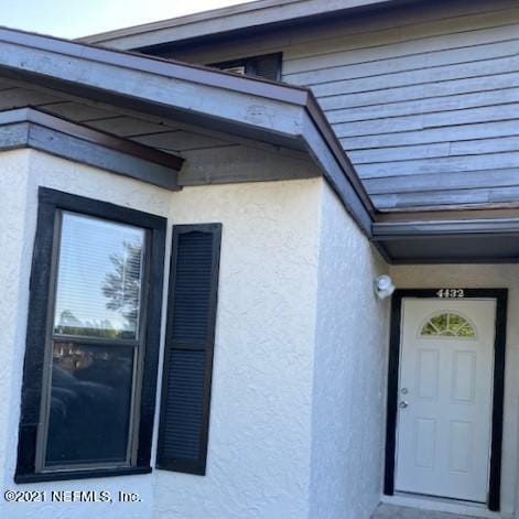 property at 4432 Melissa Ct N