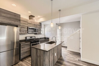 1013 Depew St in Lakewood, CO - Building Photo - Building Photo