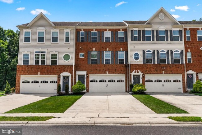 property at 71 Isabelle Ct