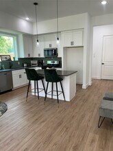 7825 Colonial Ln in Houston, TX - Building Photo - Building Photo