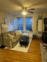 153 Endicott St, Unit 4 Apartments