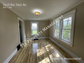 3449 Big Tree Rd in Hamburg, NY - Building Photo - Building Photo