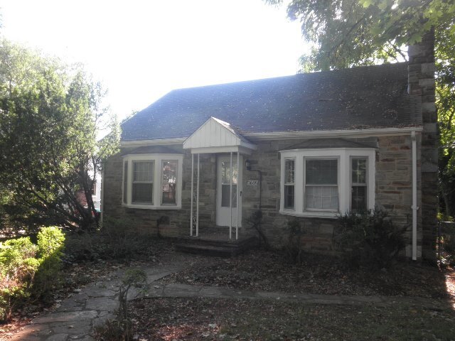 property at 3609 Kenmar Rd