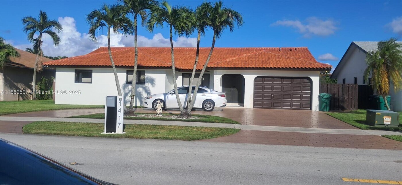 1417 SW 139th Ave in Miami, FL - Building Photo