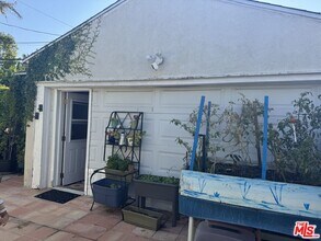 1155 S La Jolla Ave in Los Angeles, CA - Building Photo - Building Photo