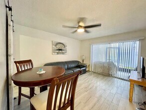 6342 Newtown Cir in Tampa, FL - Building Photo - Building Photo