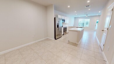 14163 Crimson Ave in Lakewood Ranch, FL - Foto de edificio - Building Photo