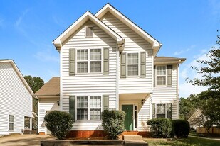 15214 Leslie Brooke Rd in Huntersville, NC - Building Photo