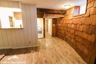 928 Leavenworth St in Manhattan, KS - Building Photo - Building Photo