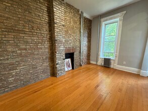 72 Somers St in Brooklyn, NY - Building Photo - Building Photo