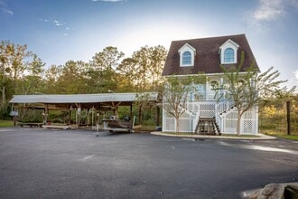 1102 Stanfield Point Rd in Gautier, MS - Building Photo - Building Photo