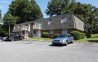 Amberwood Apartments