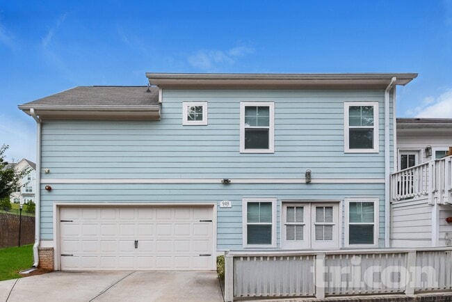 property at 949 Shy Ln