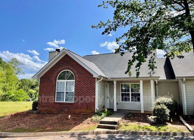 property at 320 Woodruff Park Ln