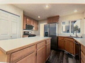 10234 SE 186th St in Renton, WA - Building Photo - Building Photo