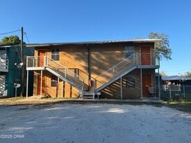 2719 E 8th St in Panama City, FL - Building Photo